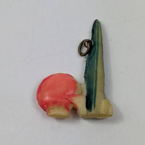 Vtg 1939 New York World’s Fair Trylon Perisphere Celluloid Charm Japan Souvenir - Picture 2 of 3